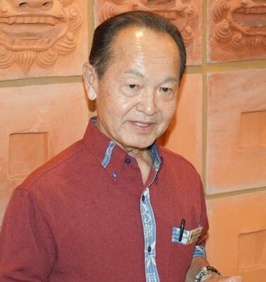 木原官房長官との面会後、記者団の取材に応じる沖縄県名護市の渡具知武豊市長=30日午後、那覇市