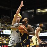 ブレックス、北海道に敗れ2位後退　ニュービル29得点、比江島11アシス…