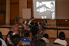 朗読劇や「おはなし会」