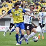 栃木SC、先制するも決め手欠く J2湘南にPK戦で敗れる