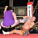 立志式で迫力満点のプロレス　大田原中に「栃木プロレス」登場　諦めない姿…