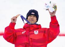 男子モーグル 堀島「銅」