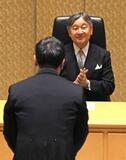 天皇陛下、学士院授賞式に出席