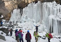 雲竜渓谷 氷と雪の造形美　日光