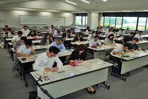 県総合教育センター／伝えるための工夫学ぶ