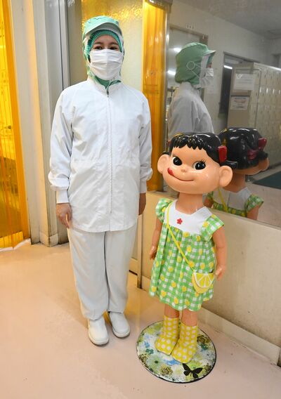 工場に入るための作業着