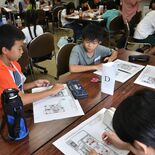 夏休みの小学生が楽しく防災学ぶ　サマースクール