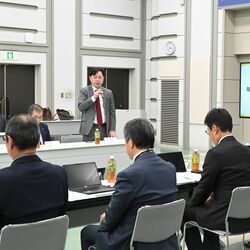 LRT西側延伸に伴うバス路線再編へ、宇都宮市と関東自動車が本格的な協議開始 開業2、3年前に計画表公表