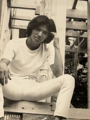 大学生の売野さん。実家建て直しの棟上げ式のため、足利に帰省した際に撮影