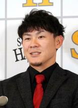 ソフトバンク牧原大は１・５億円