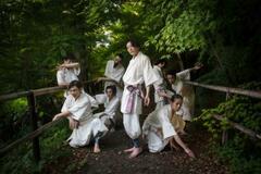 ダンスで見せる美と残酷の物語 結成30年の「DAZZLE(ダズル)」が公演