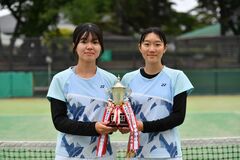テニス・インターハイ栃木県予選 女子ダブルスは伊藤・渡辺組(宇都宮女)逆転Vで3冠 上級生の意地見せる