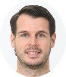 ヨニッチ契約更新