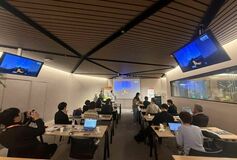 【夕刊】壬生町が都内で栃木PR