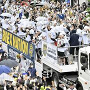 【詳報・動画あり】王者凱旋、県都に祝福あふれる　宇都宮ブレックス優勝パレード