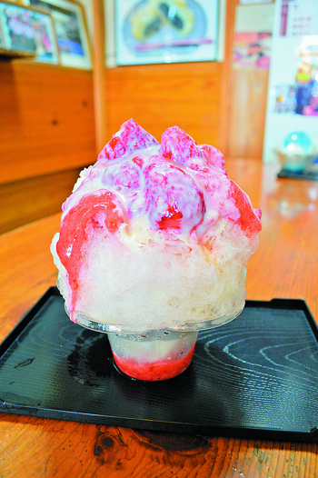 涼を味わう㊦ 天然氷のかき氷クールダウン 真夏のもふもふ｜ASPO特集