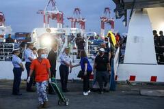 比でフェリー沈没、18人死亡