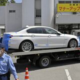 犯行に使われたとみられる車を下野署に移送　上三川の強盗殺人事件《動画あり》