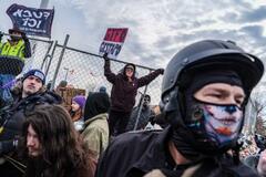 米移民捜査官の市民射殺１カ月