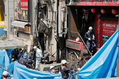 道頓堀ビル火災、府警が現場検証