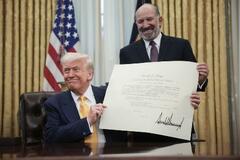 日米関税、数週間後に文書