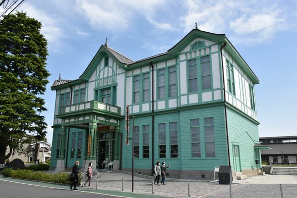 １９２１年に建てられた旧栃木町役場。現在は栃木市文学館となっている