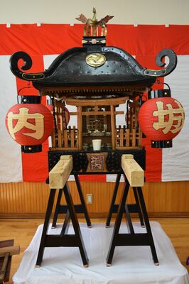 修復された初代城内子供神輿