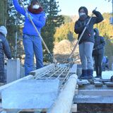天然氷の切り出し始まる　日光の氷屋徳次郎で作業【動画】