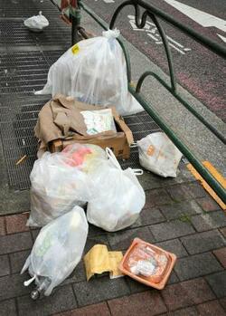 「使い捨てない社会へ移行を」