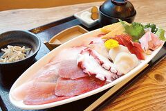 海鮮丼