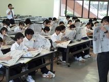 取材のこつ学ぶ／宇都宮短大付属中２年