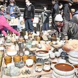 窯から続々、作品6000点　人間国宝・濱田庄司の登り窯で「窯出し」 31日から益子…