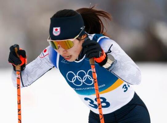 　女子距離複合　前半クラシカルで力走する土屋正恵＝テーゼロ（共同）