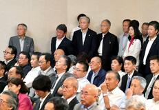 （上）与党　ゼロ当確逃し戸惑い　「想像以上に詰められた」