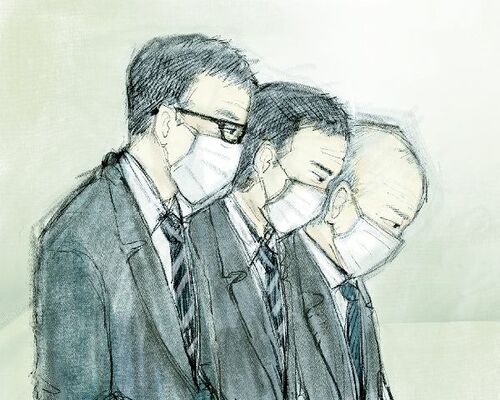 有罪の判決に耳を傾ける（右から）猪瀬、菅又、渡辺の３被告＝5月30日