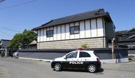 少年側が目出し帽準備か