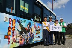 「信長の野望」ラッピングバス