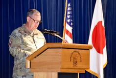 在日米宇宙軍のトップ交代