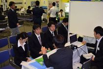 就職を目指し最後の説明会／宇都宮でガイダンス