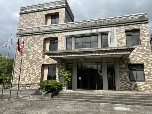 留学先の「アイビィー・コレジエイト・アカデミー」