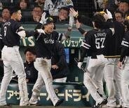 昨季の雪辱 タカ歓喜