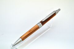 始まりの春　新しいお供に文房具