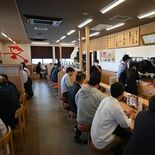 宇都宮に「山田うどん食堂」直営店進出、肝いりの大型モデル店 競合店が並…