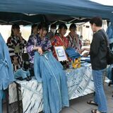 藍染めを市の観光資源へ　イベント参加し商品ＰＲ　栃木商業高生