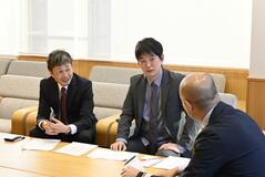 市長に成果報告