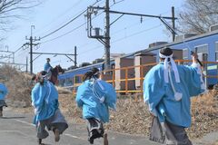 新選組がＳＬ大樹と並走　日光江戸村と「江戸活劇」コラボ