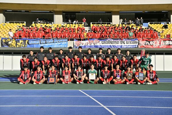 第104回全国高校サッカー選手権大会栃木大会で優勝した矢板中央