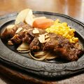 あふれる肉汁のうまみ　和牛霜降サーロインカットステーキ　さの富＆グッドフェローズ（那須烏山）