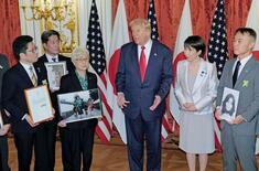 トランプ大統領 拉致家族と面会　