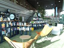 帝京大学八王子キャンパス図書館に『学生が集まる知とくつろぎの空間』が誕生